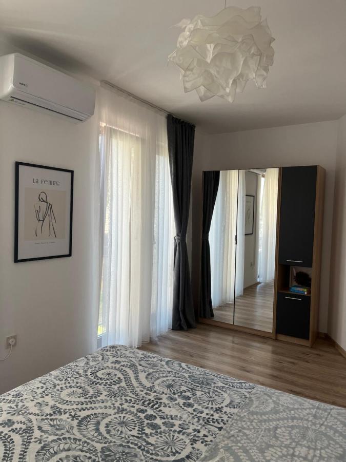 Azzurro Premium Apartment On Bulevard Bogoridi Burgasz Kültér fotó