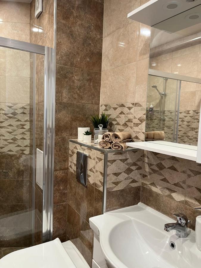 Azzurro Premium Apartment On Bulevard Bogoridi Burgasz Kültér fotó